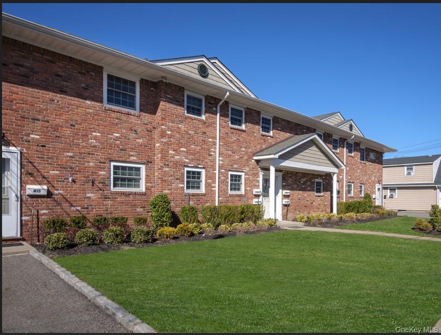 417 Windmill Avenue, Unit 417-D