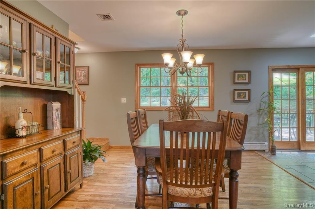8 Roberts Drive – For Sale photo 4