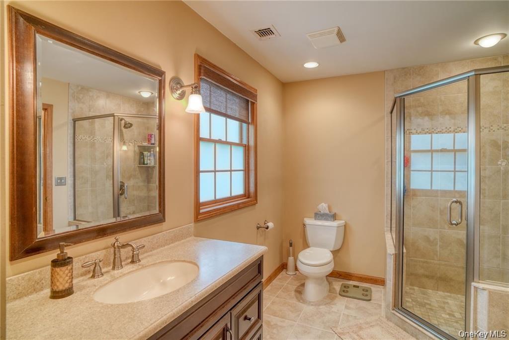 8 Roberts Drive – For Sale photo 18