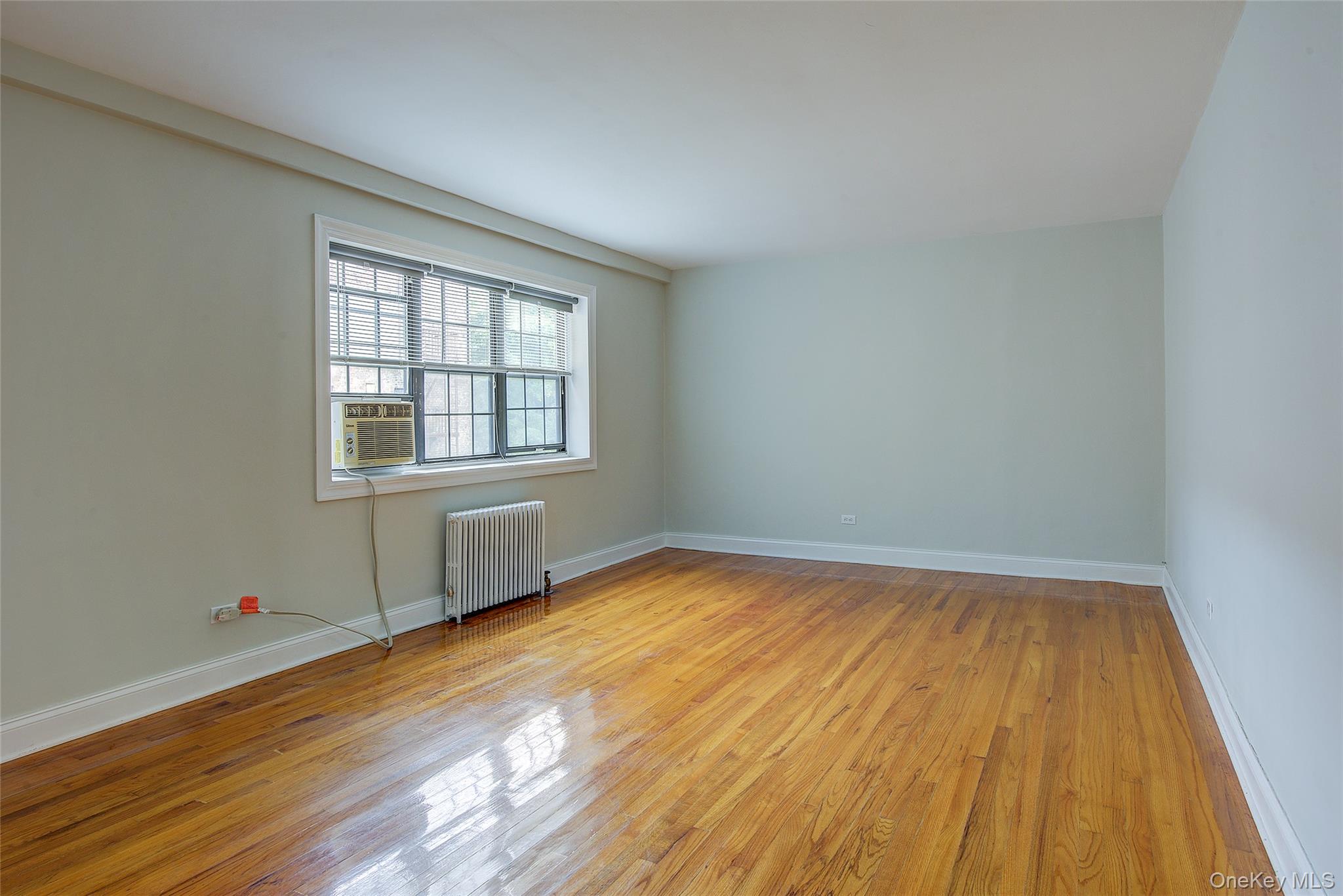 78-35 147th Street, Unit 2E photo 5