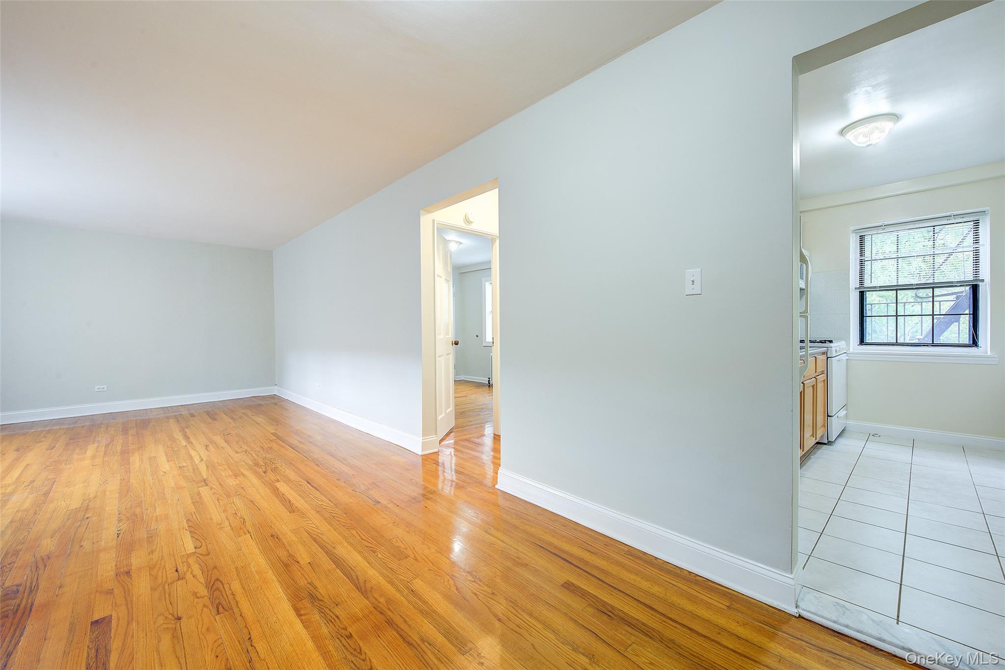 78-35 147th Street, Unit 2E photo 15