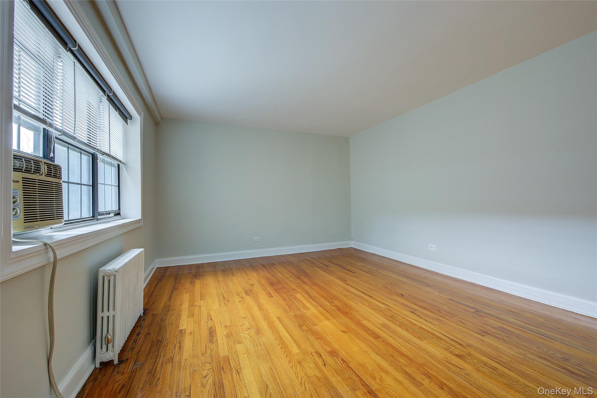78-35 147th Street, Unit 2E photo 8