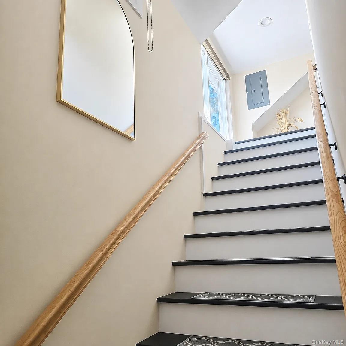90 North Broadway – For Rent photo 9