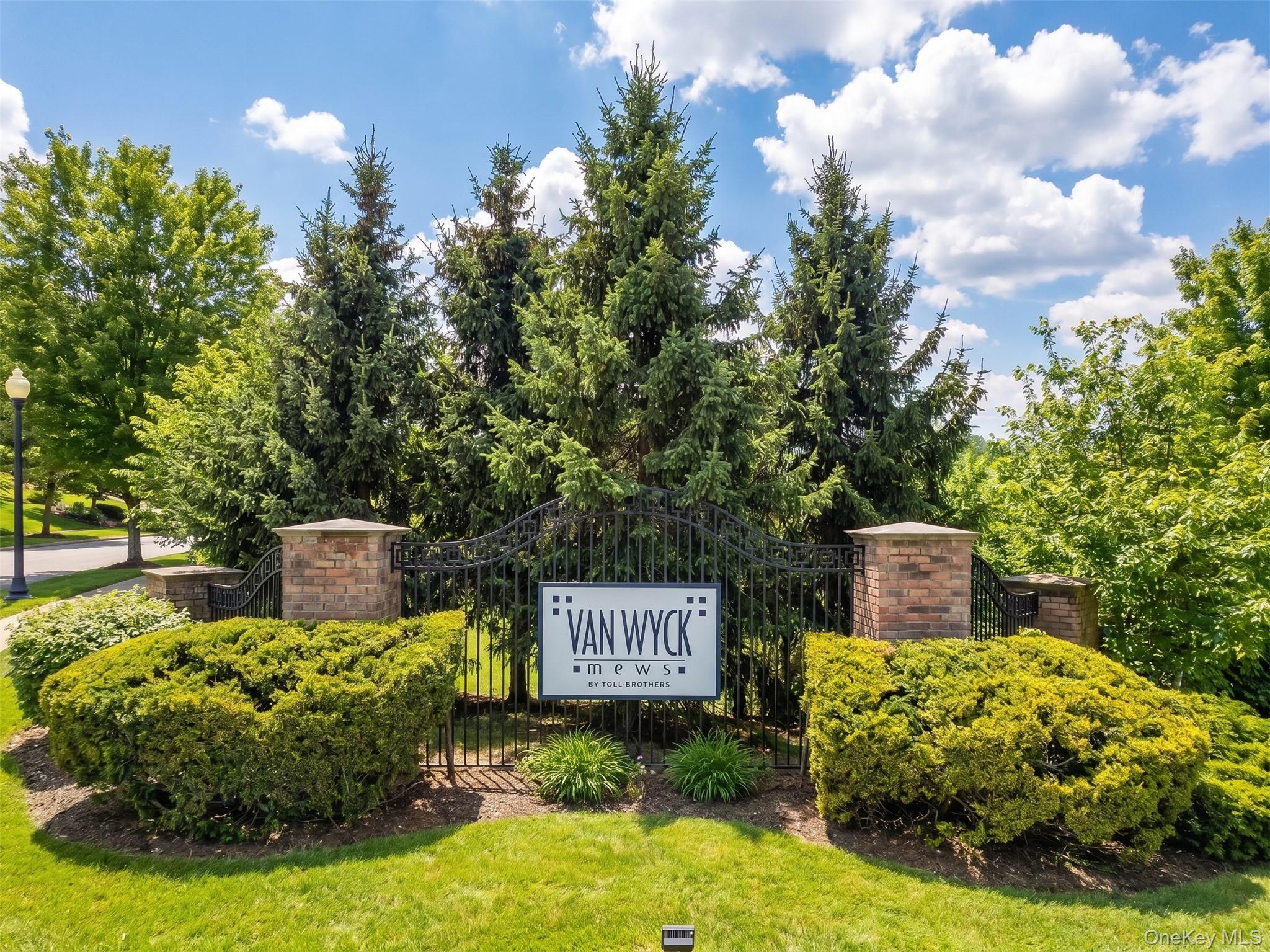 1317 Saratoga Lane – For Sale photo 32