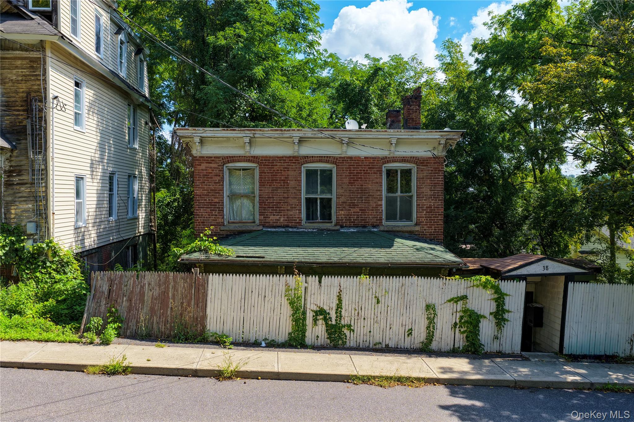 38 Division Street – For Sale photo 2