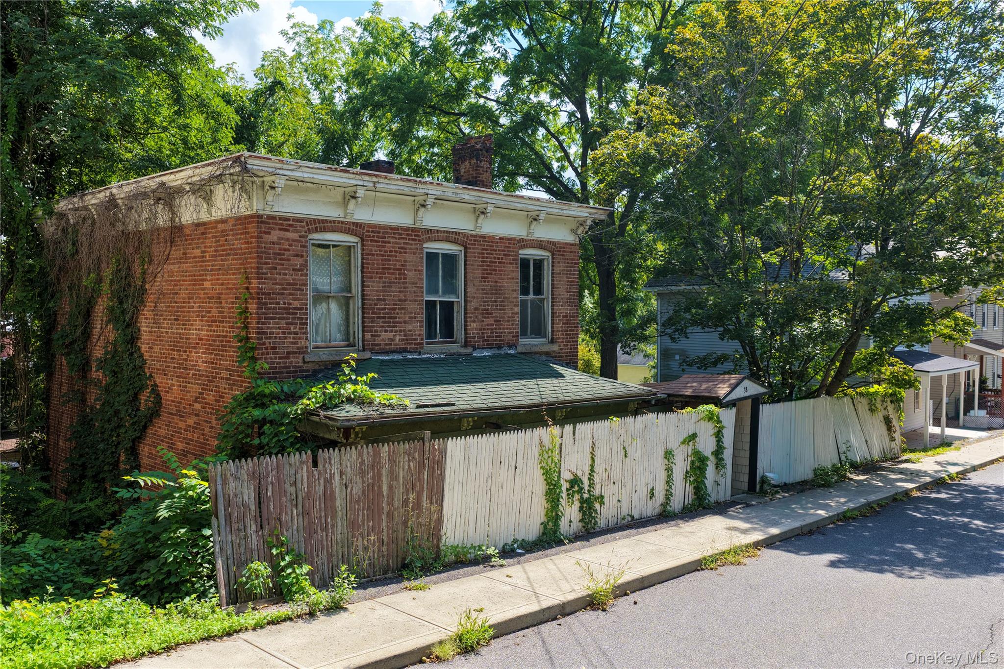 38 Division Street – For Sale