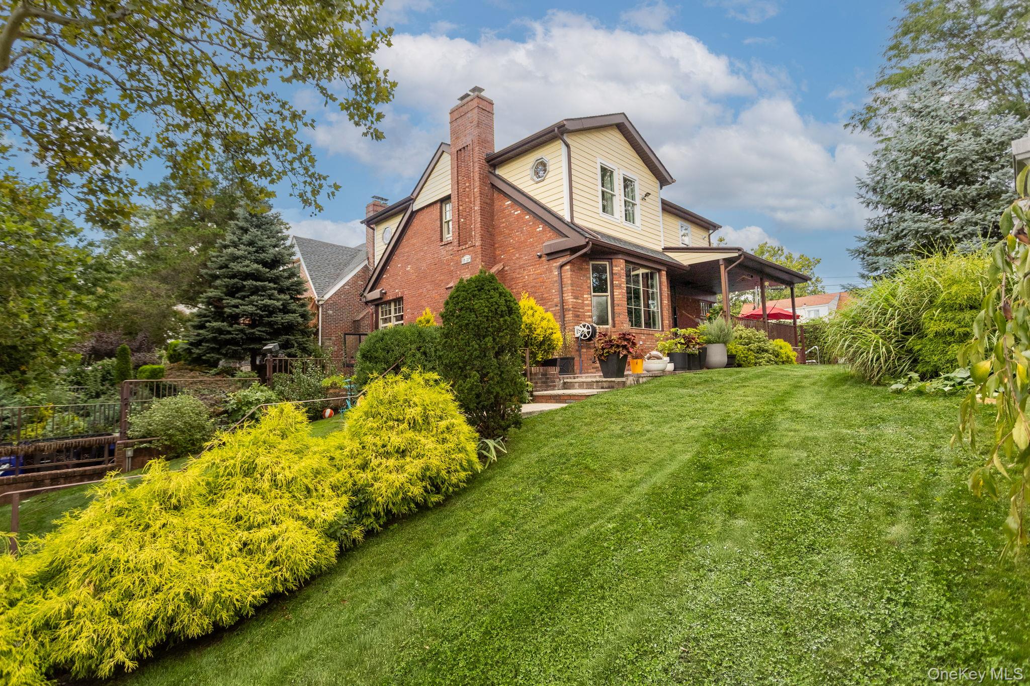 85-27 Bell Boulevard – For Sale photo 2