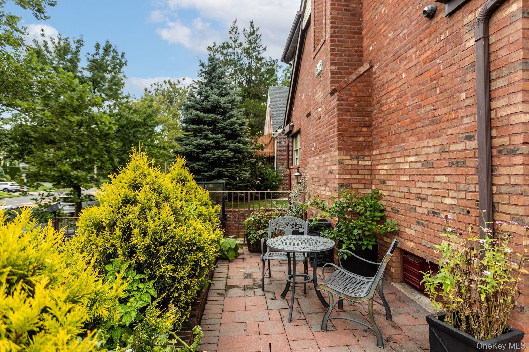85-27 Bell Boulevard – For Sale photo 3