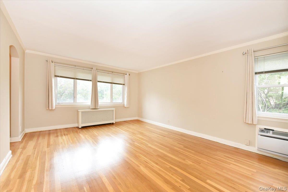 7503 196th Street – For Rent photo 8