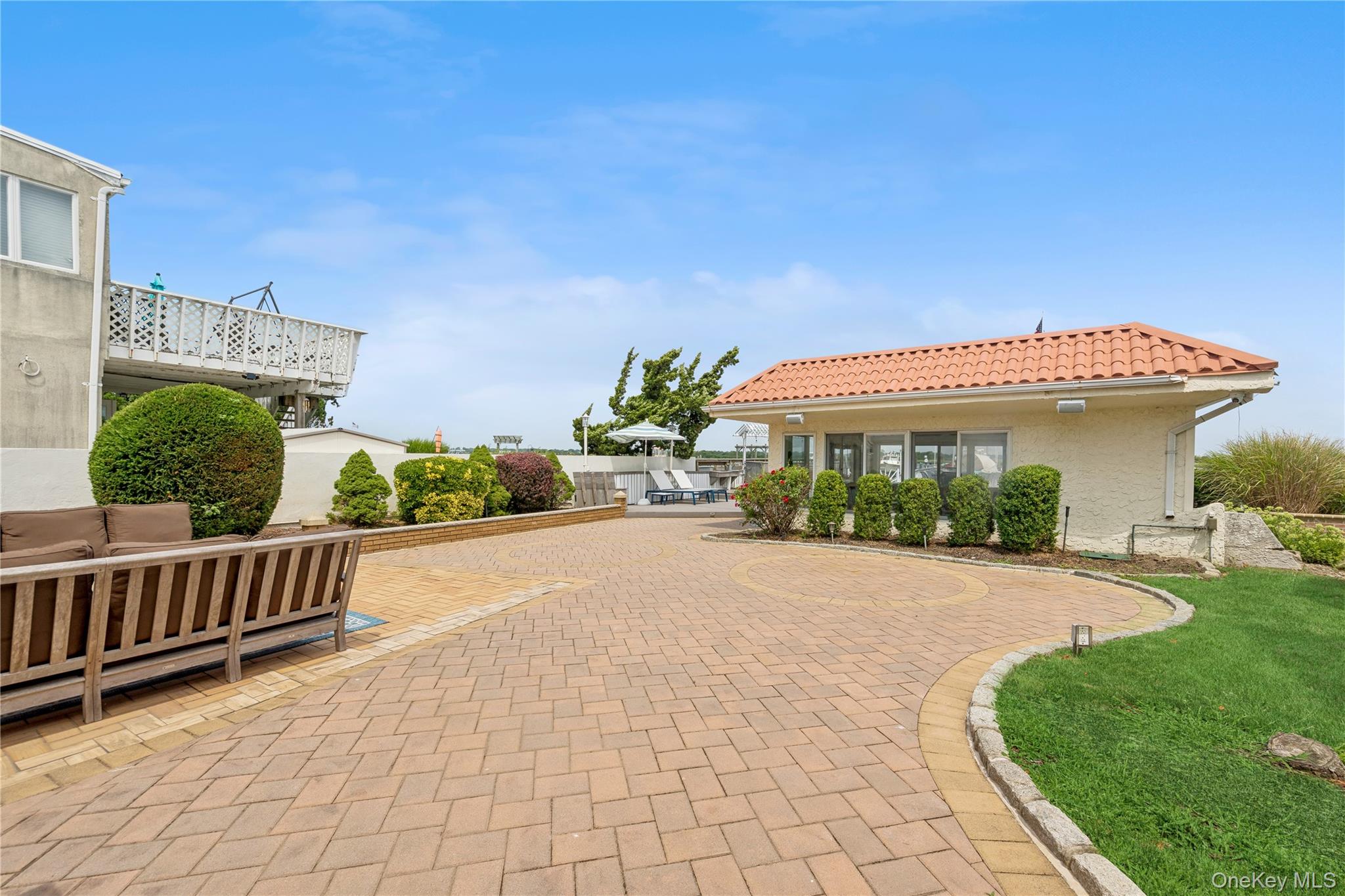 87 Bay Street – For Rent photo 25