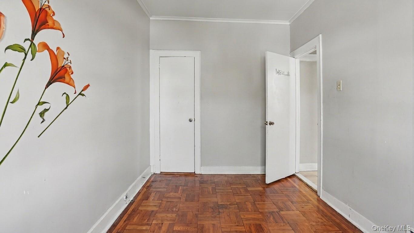 2977 Harding Avenue – For Sale photo 16