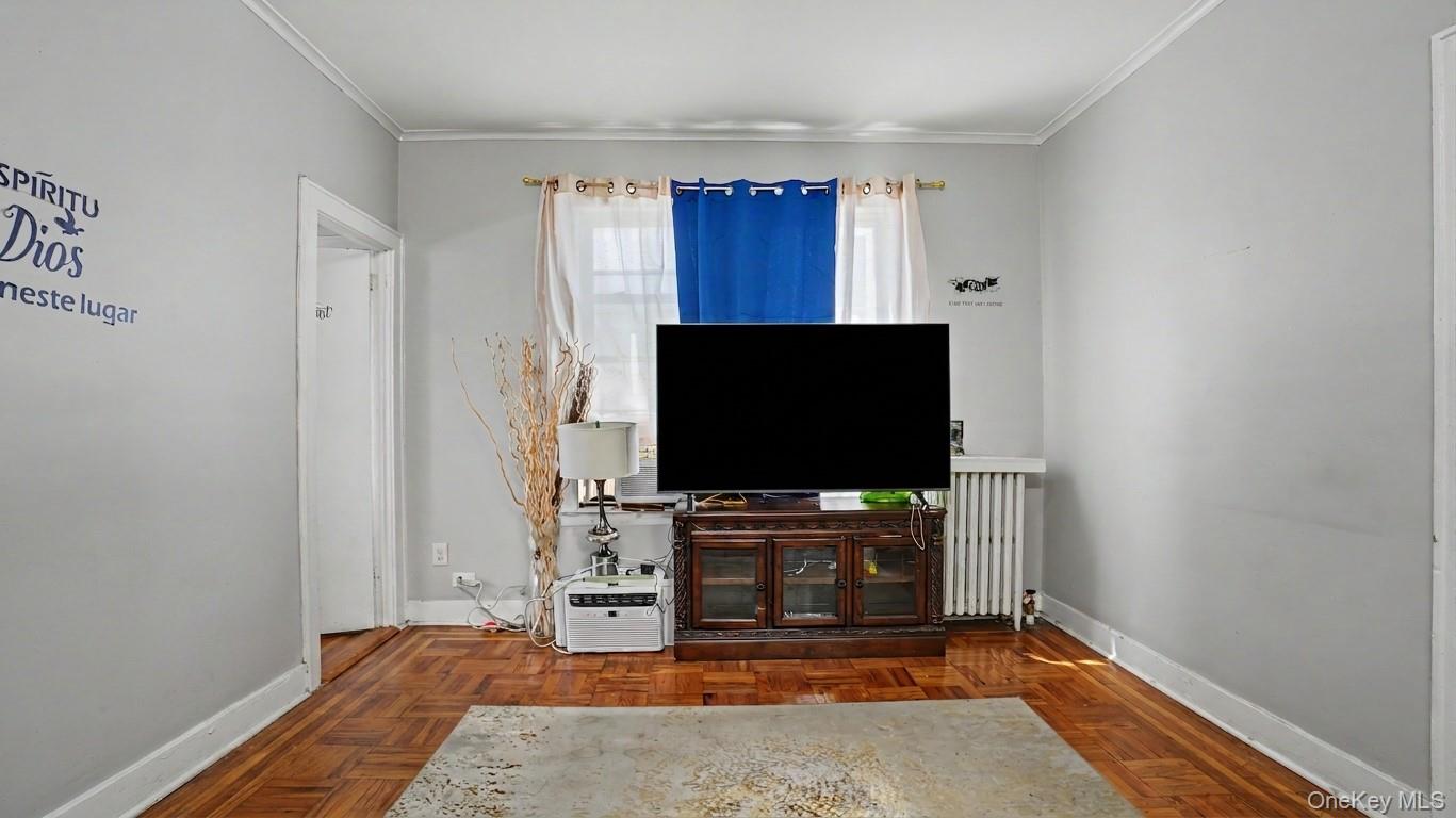 2977 Harding Avenue – For Sale photo 20