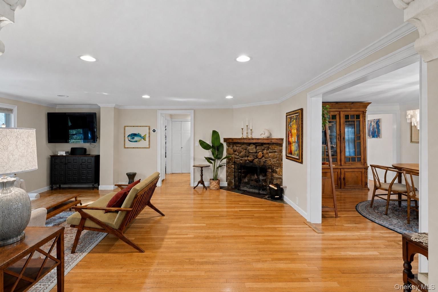 18 Walnut Avenue – For Rent photo 6