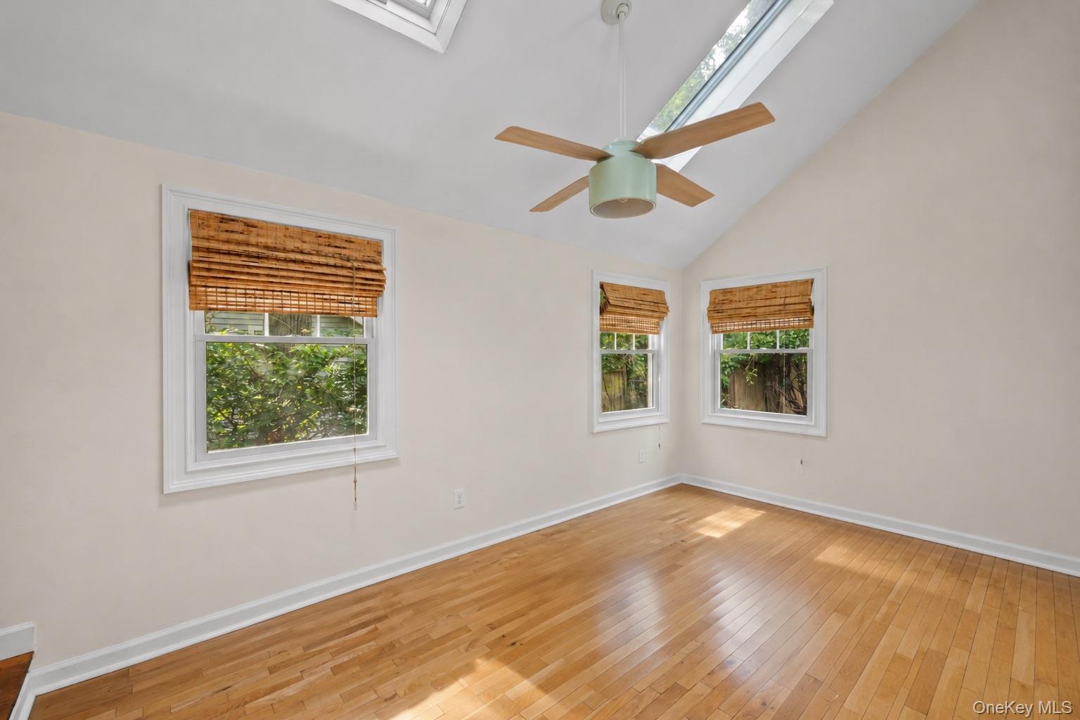 18 Walnut Avenue – For Rent photo 12