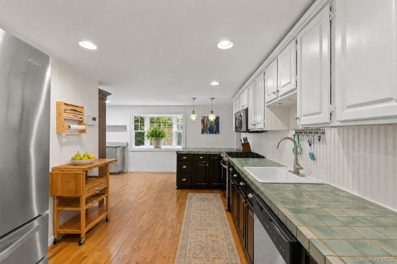 18 Walnut Avenue – For Rent photo 8