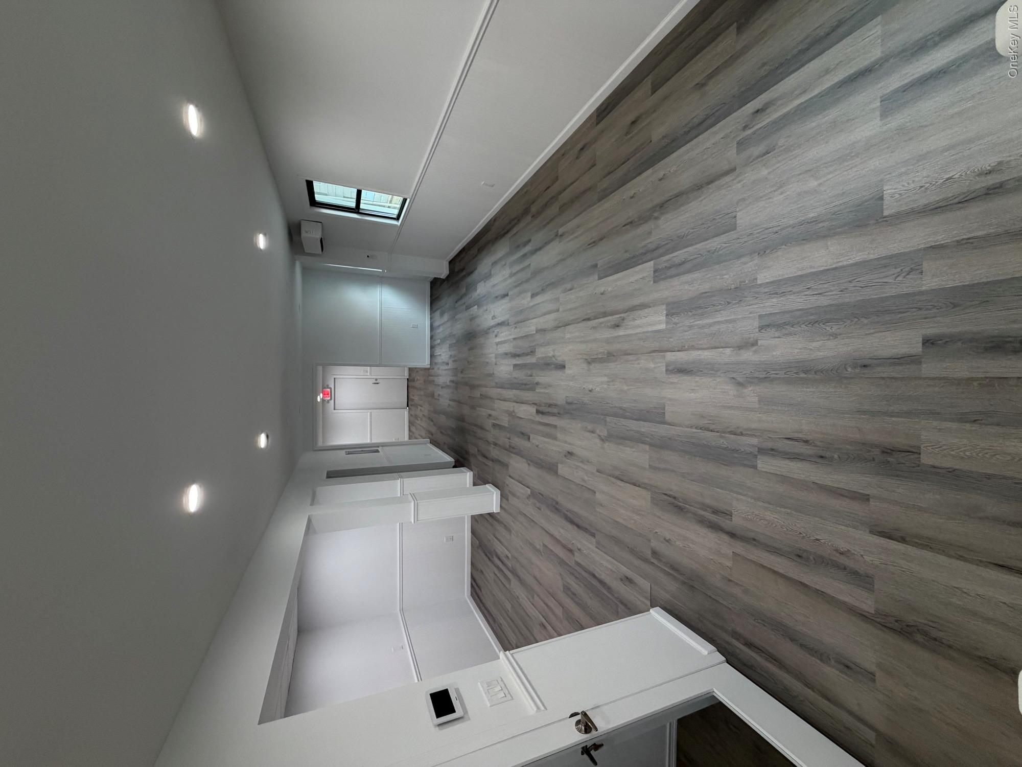 72 School Street – For Rent photo 4