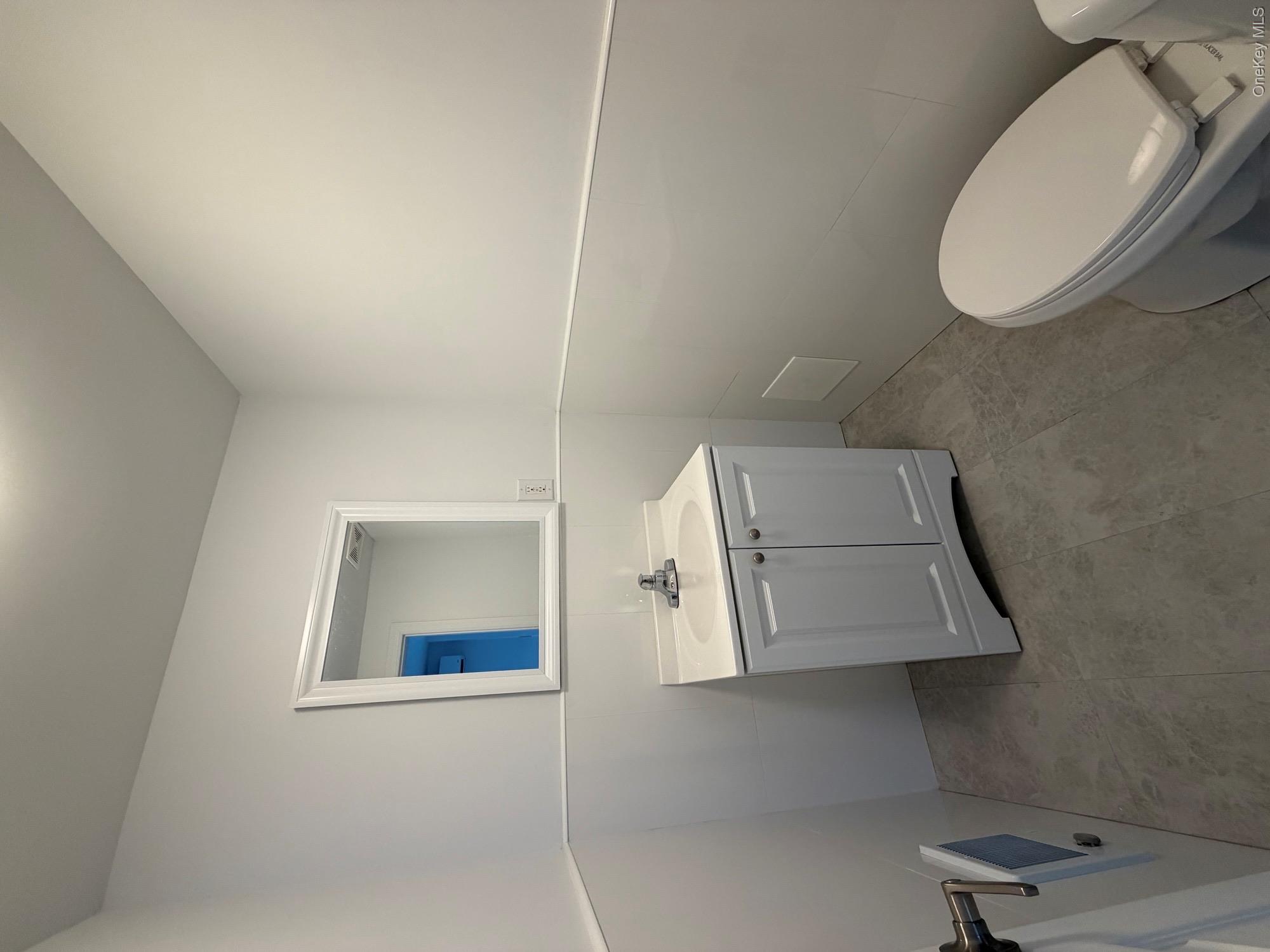 72 School Street – For Rent photo 5