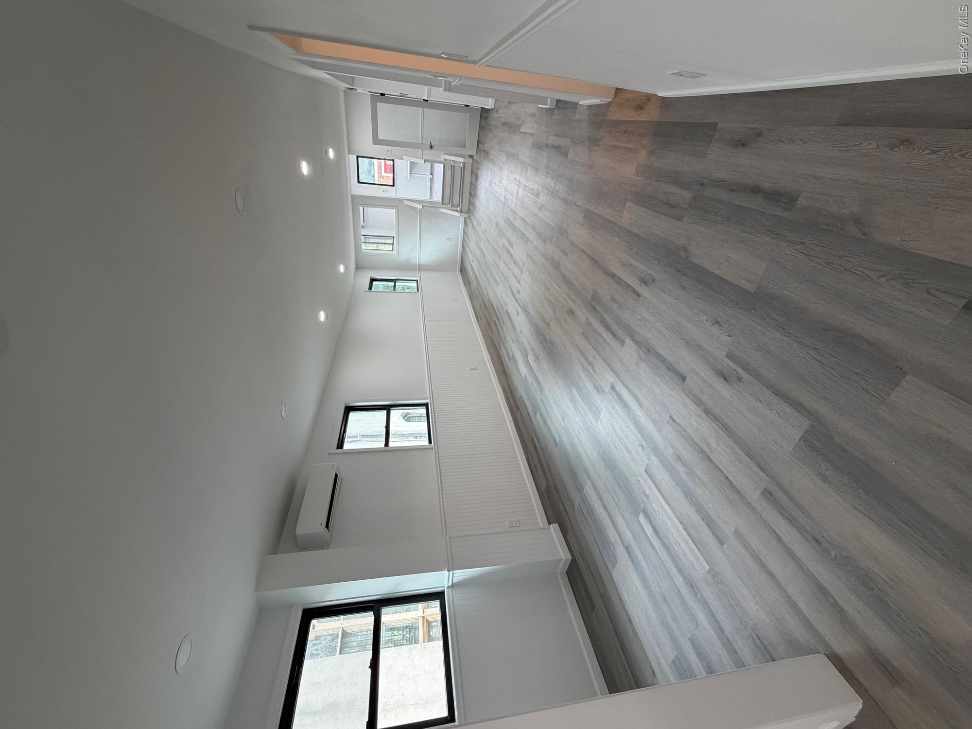 72 School Street – For Rent photo 7