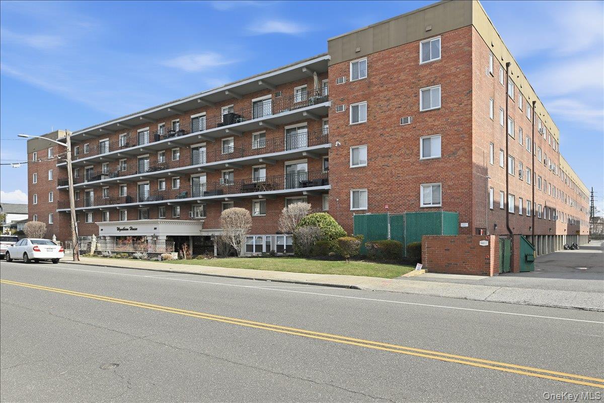 200 Atlantic Avenue, Unit 107 photo 4