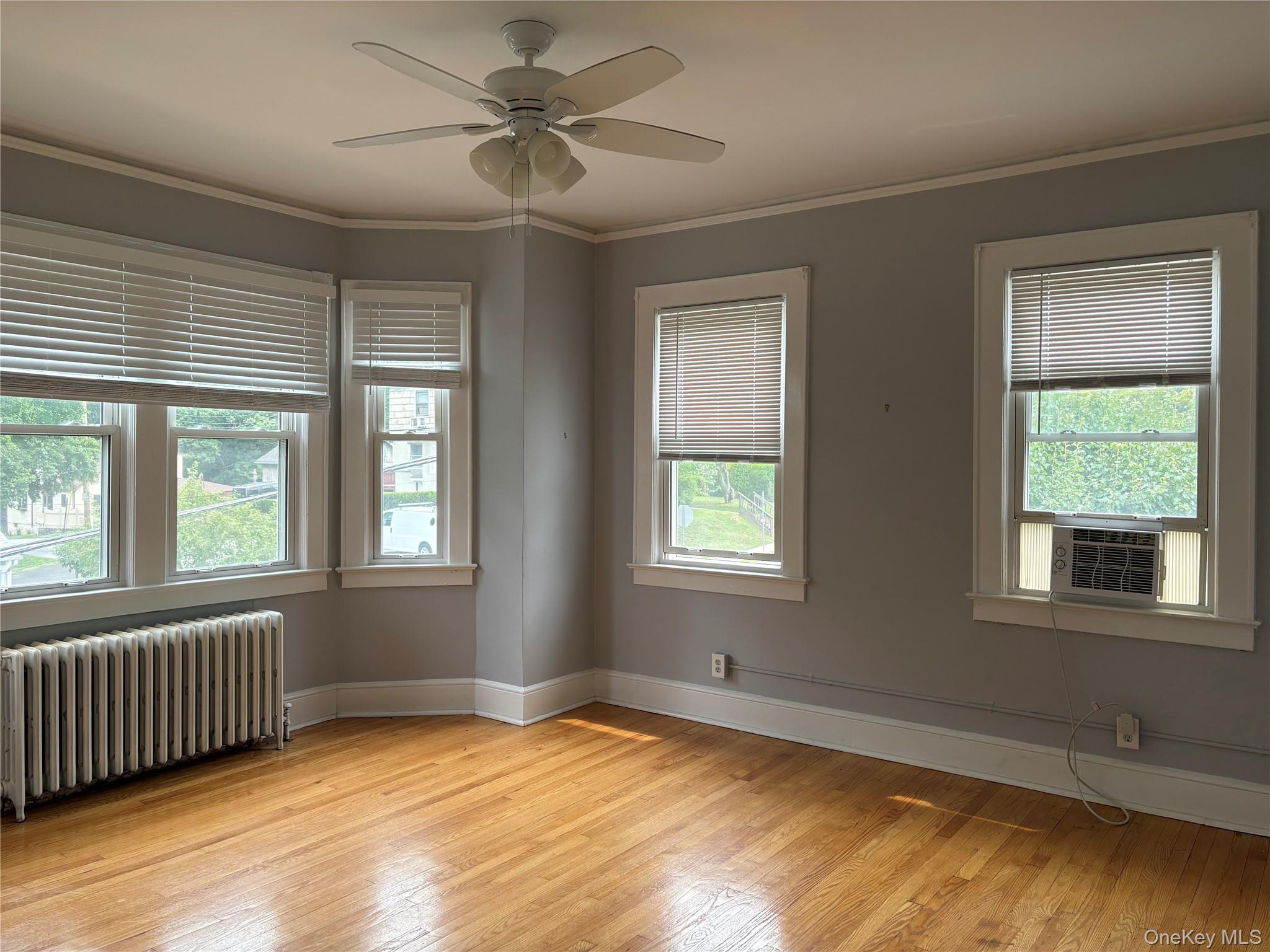 31 Forest Avenue – For Rent photo 2