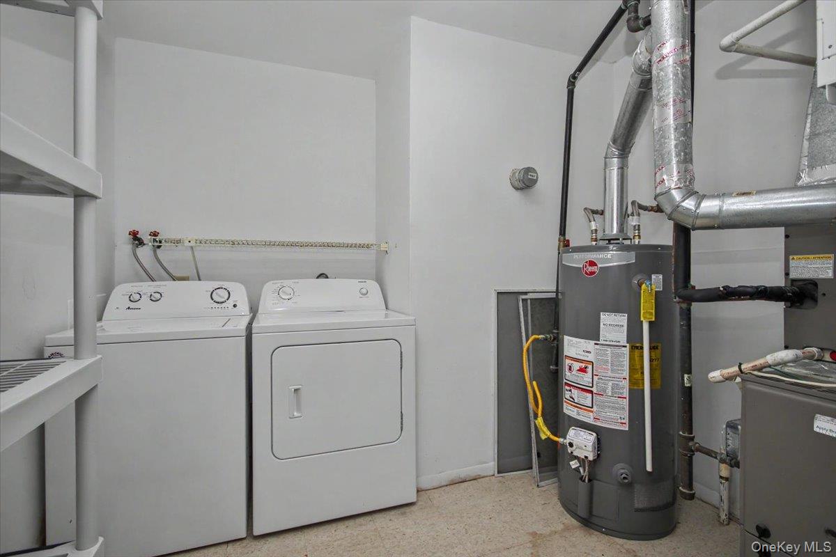 902 Commons Way, Unit D photo 30