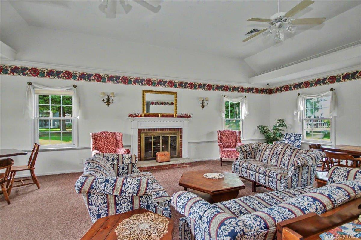 902 Commons Way, Unit D photo 35