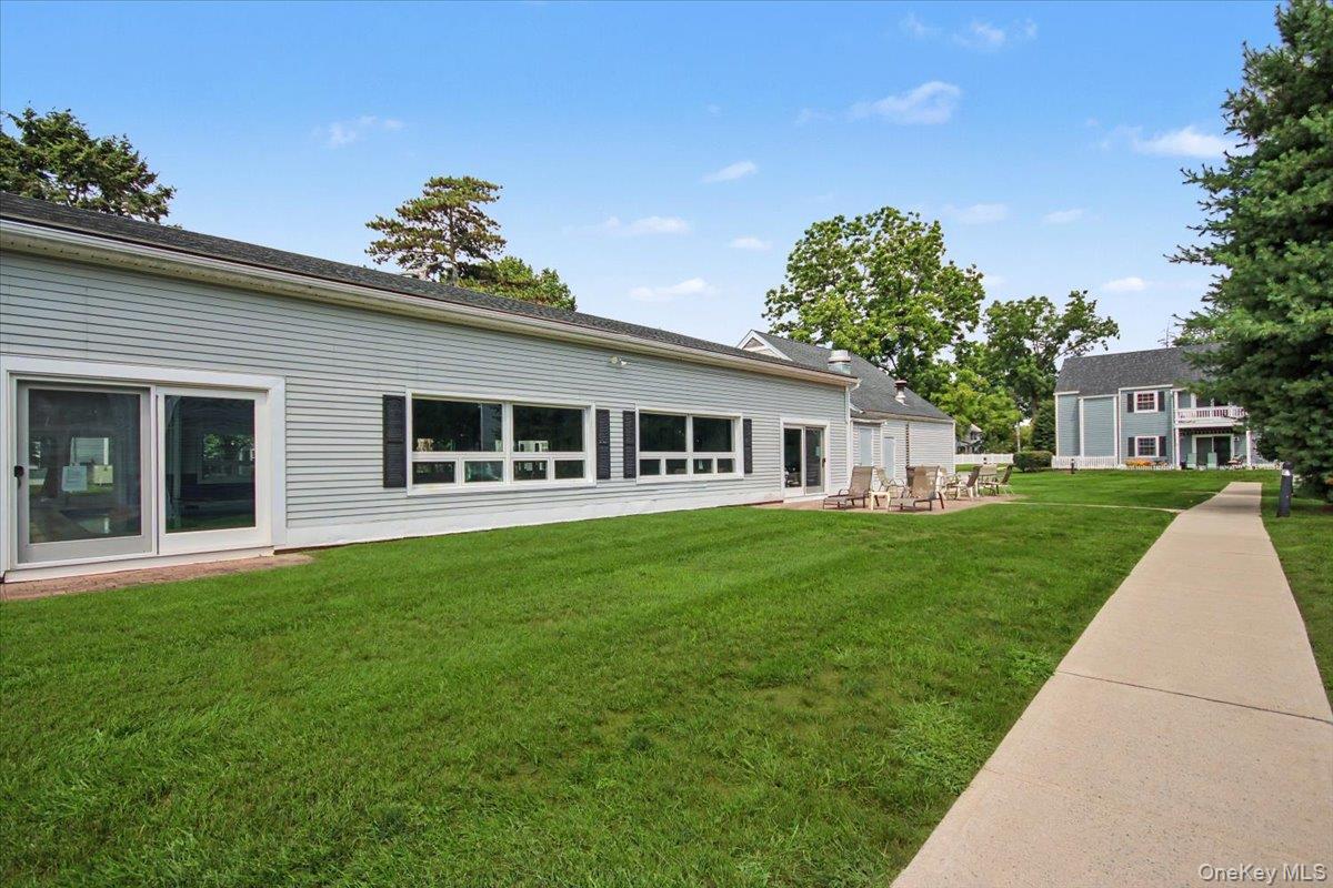 902 Commons Way, Unit D photo 32