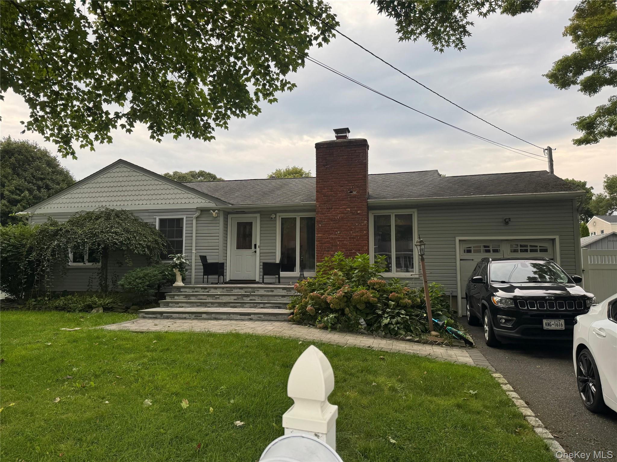 145 Thames Street – For Sale
