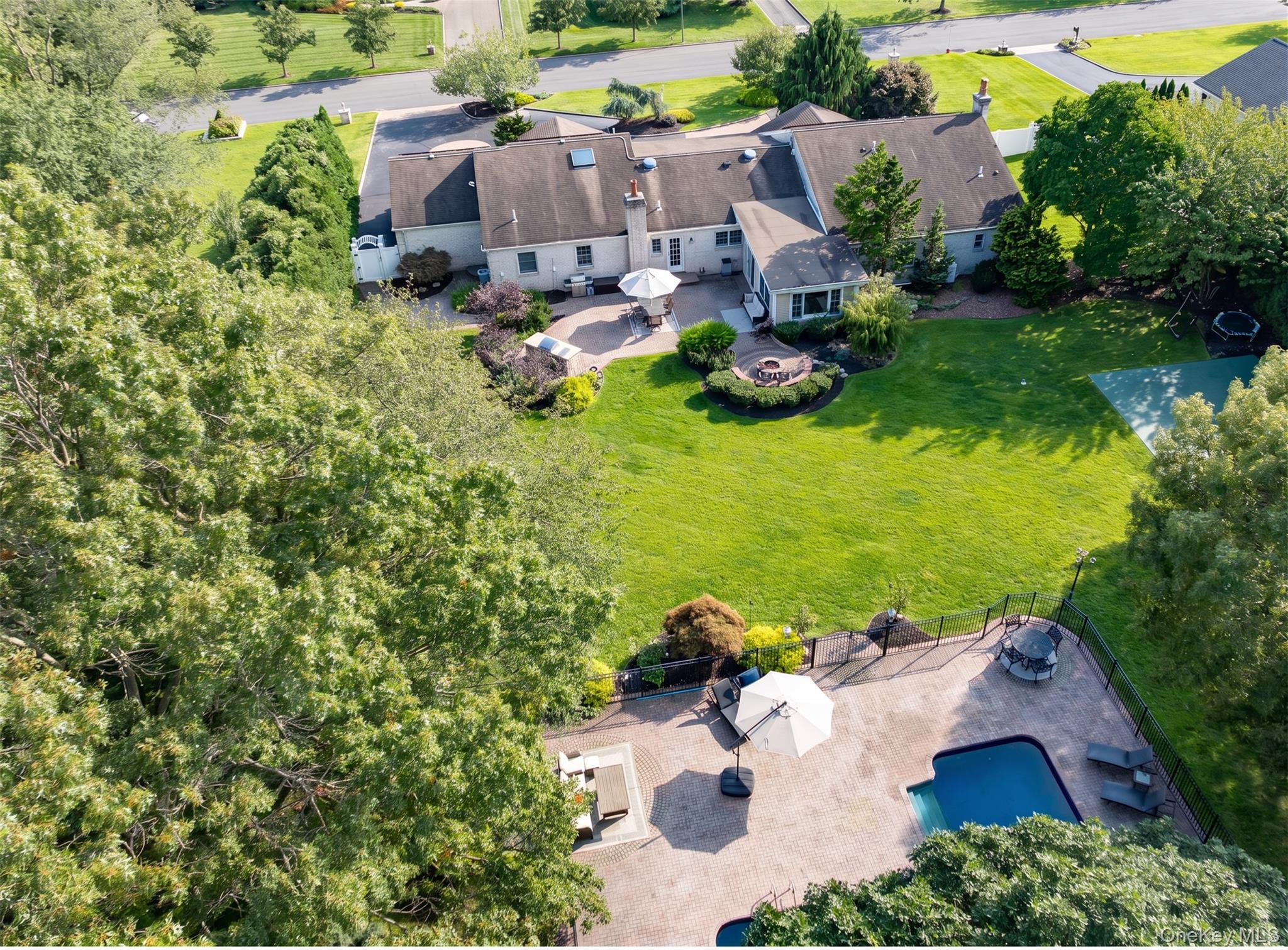9 Elderwood Drive – For Sale photo 27