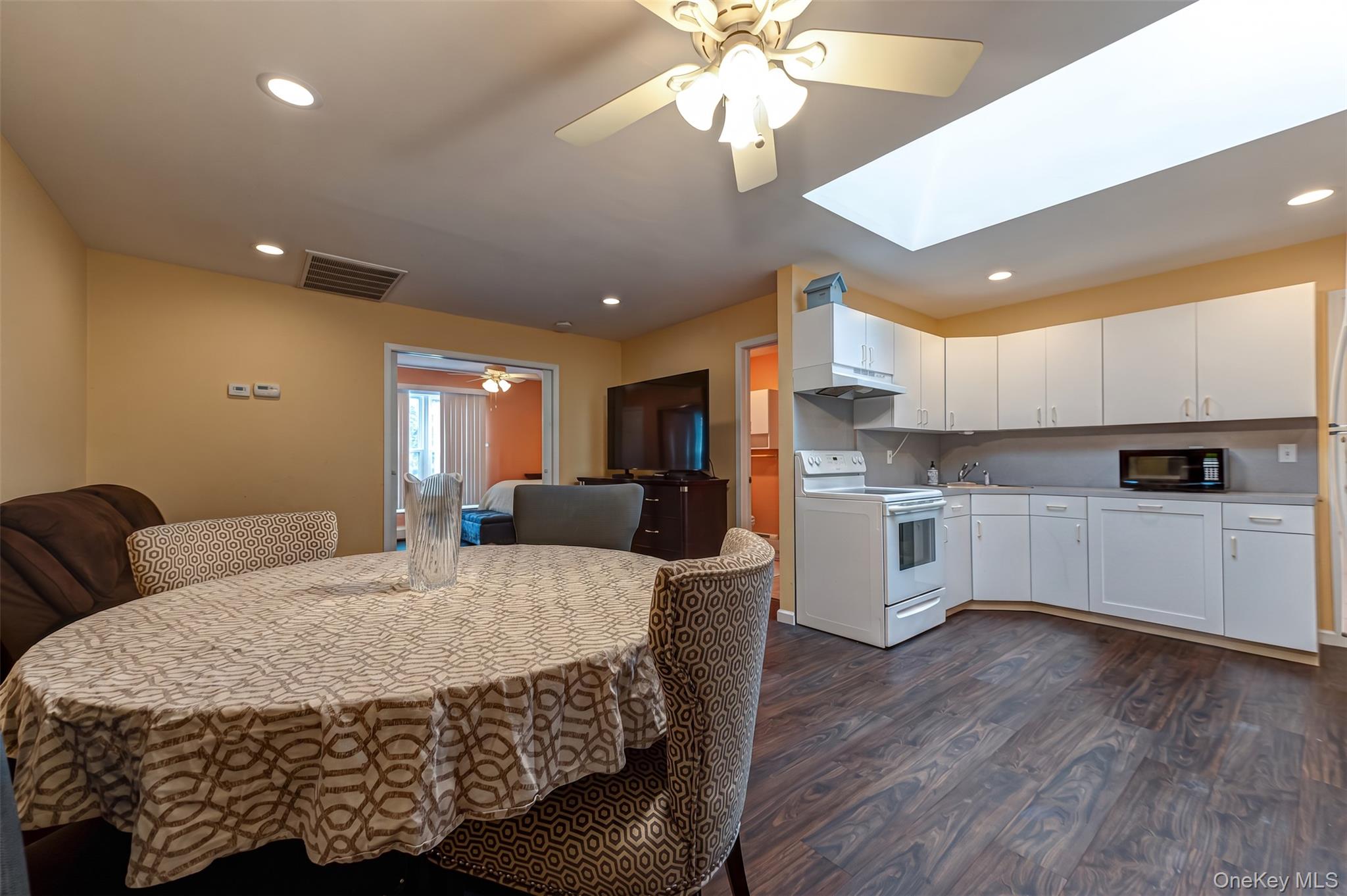 9 Elderwood Drive – For Sale photo 31