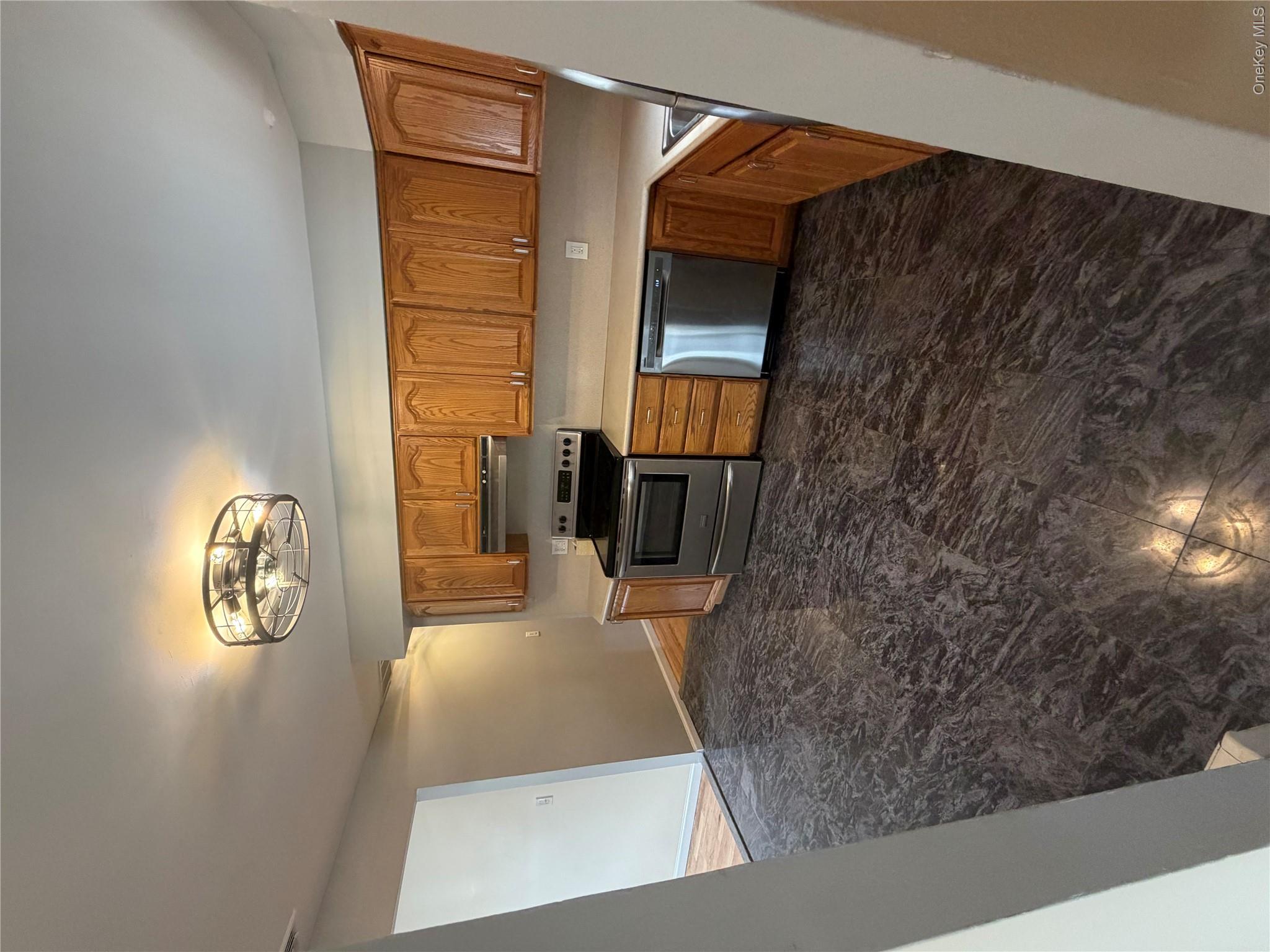 108 Lee Avenue – For Rent photo 10