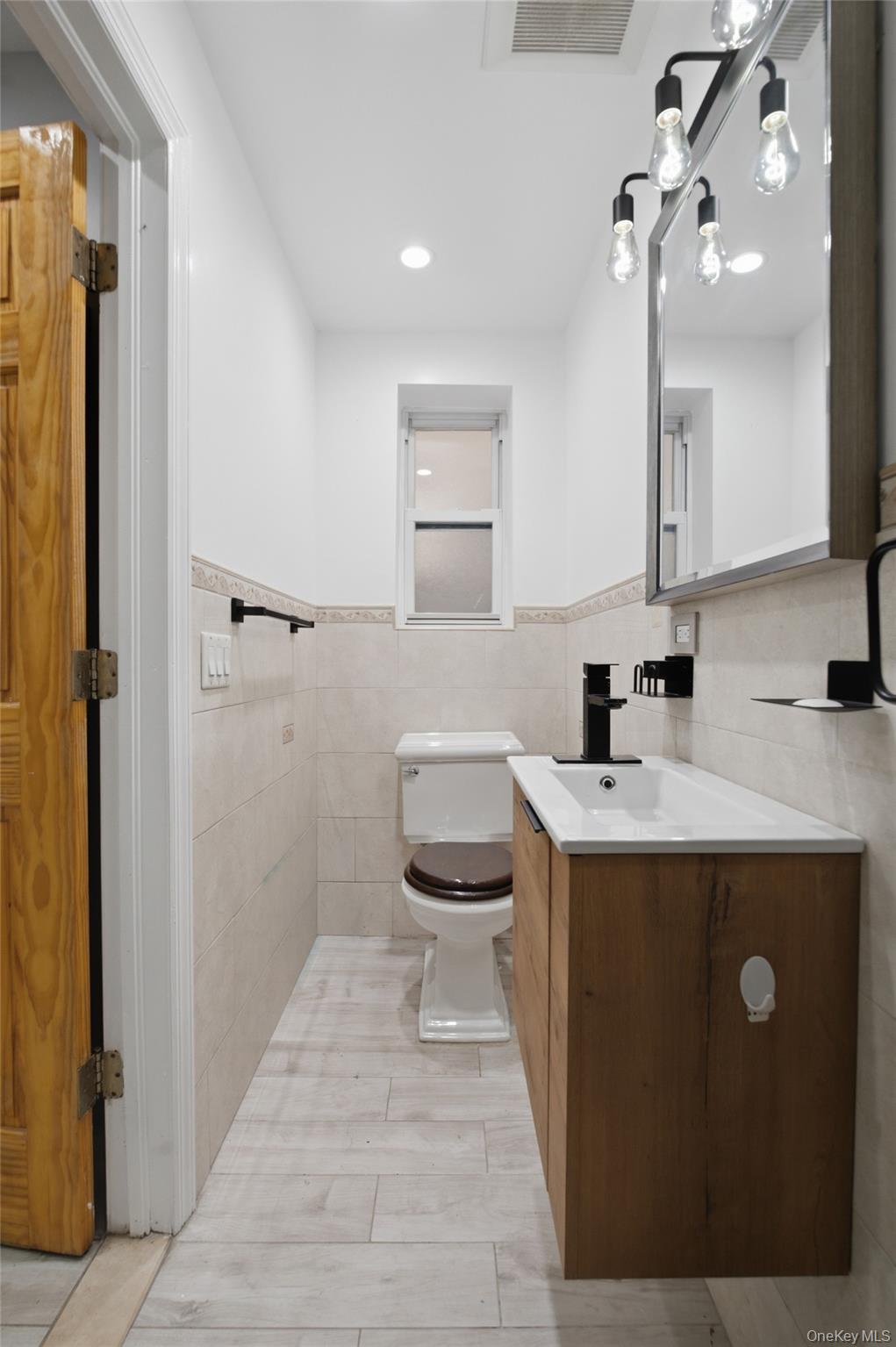 2110 Tomlinson Avenue – For Sale photo 39