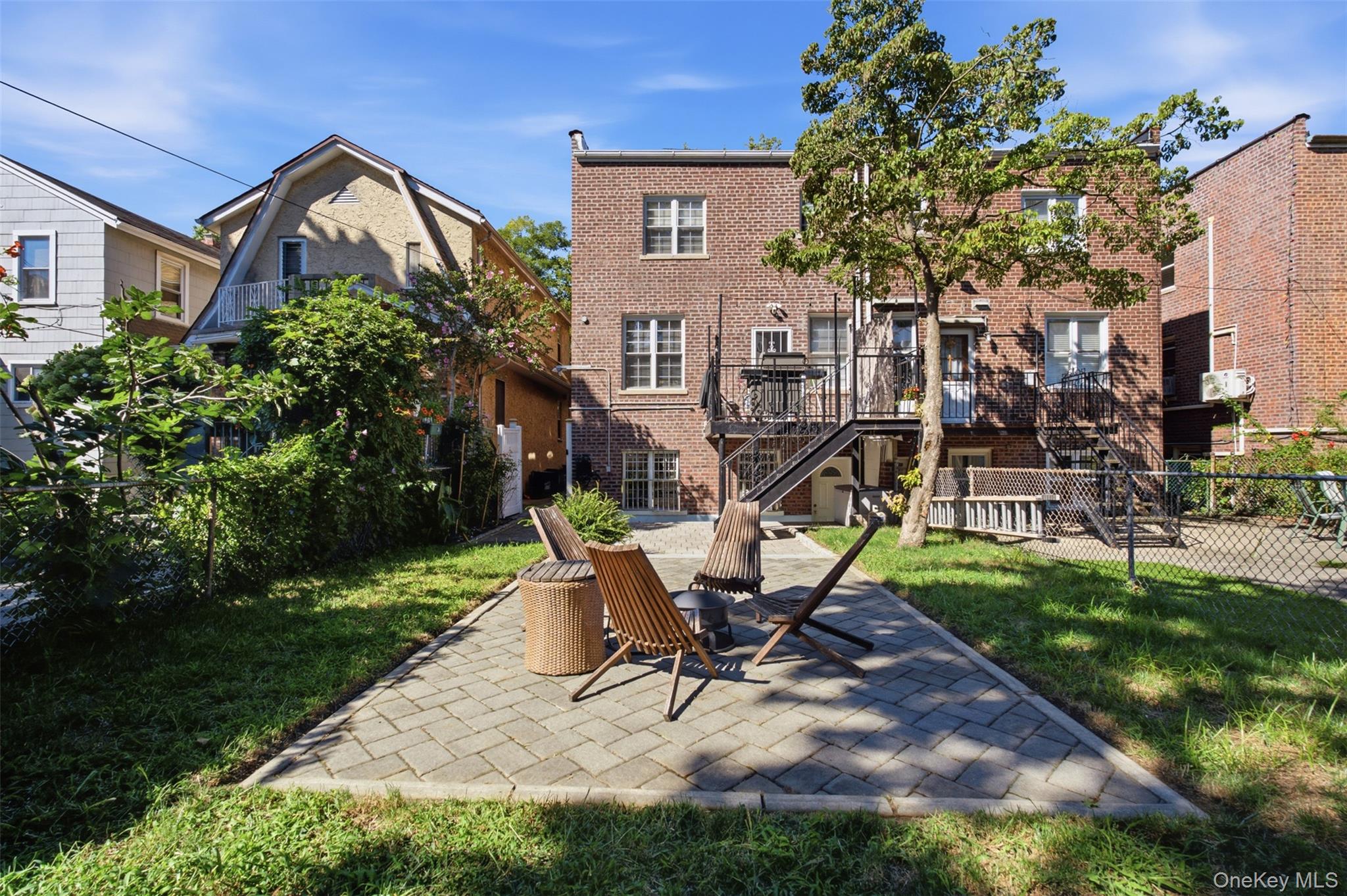 2110 Tomlinson Avenue – For Sale photo 44