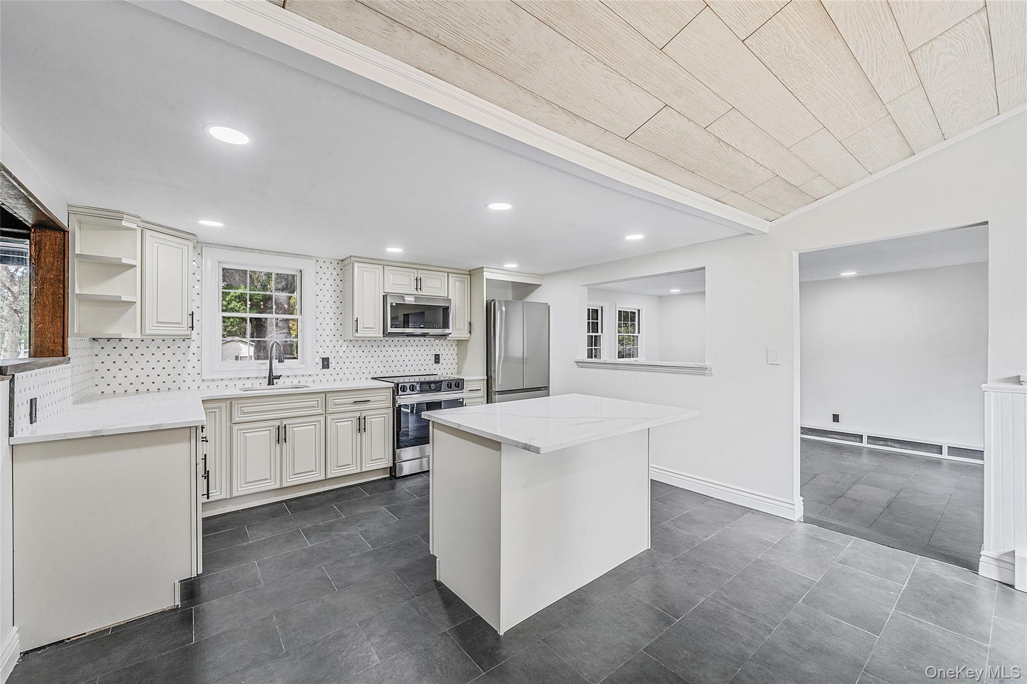 68 Oakdale Avenue – For Sale photo 7