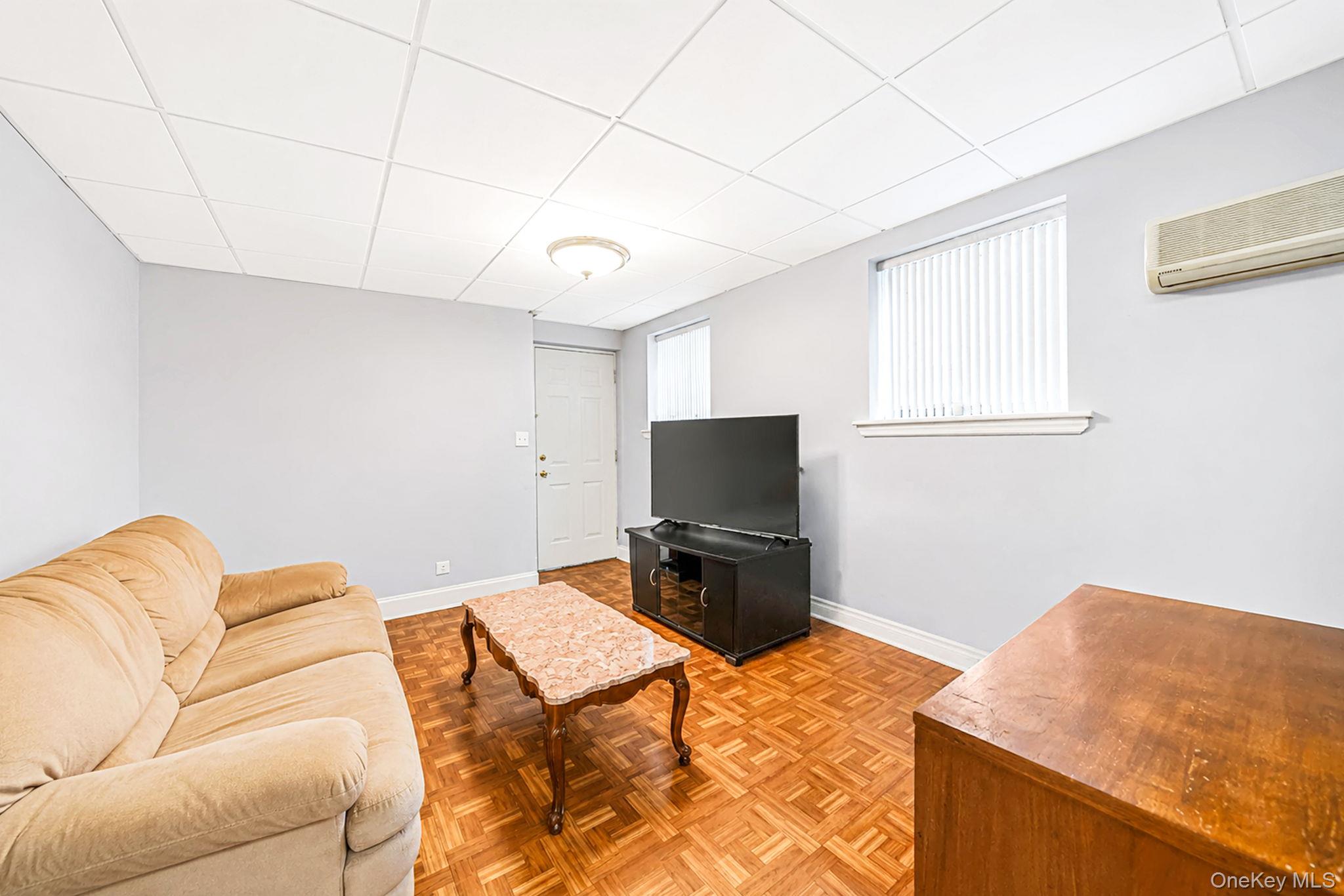 14 Roosevelt Avenue – For Sale photo 28