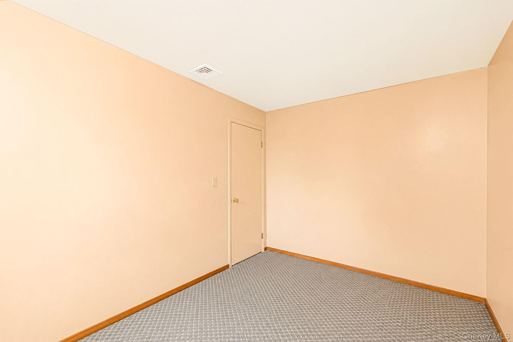 14 Roosevelt Avenue – For Sale photo 25