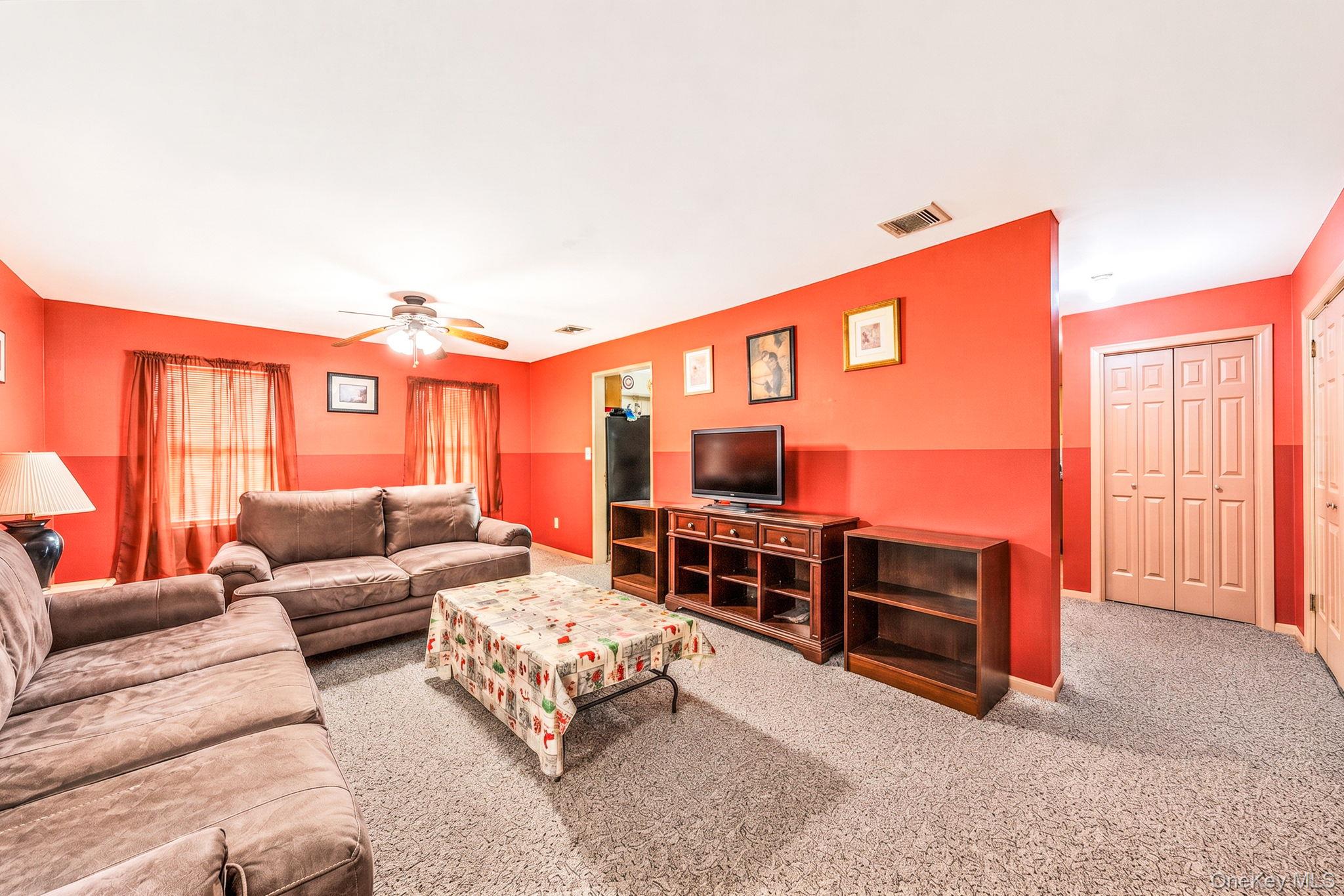 14 Roosevelt Avenue – For Sale photo 19