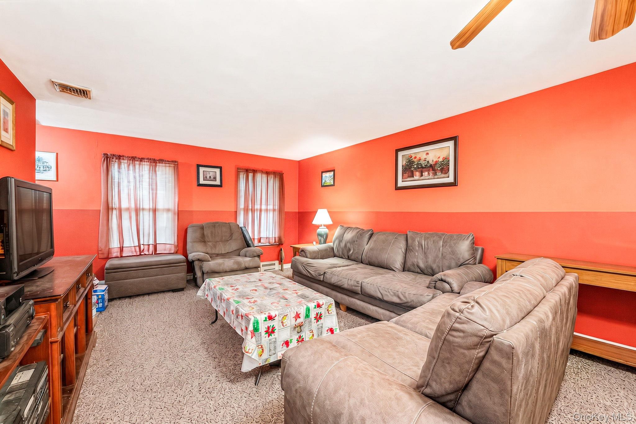 14 Roosevelt Avenue – For Sale photo 20