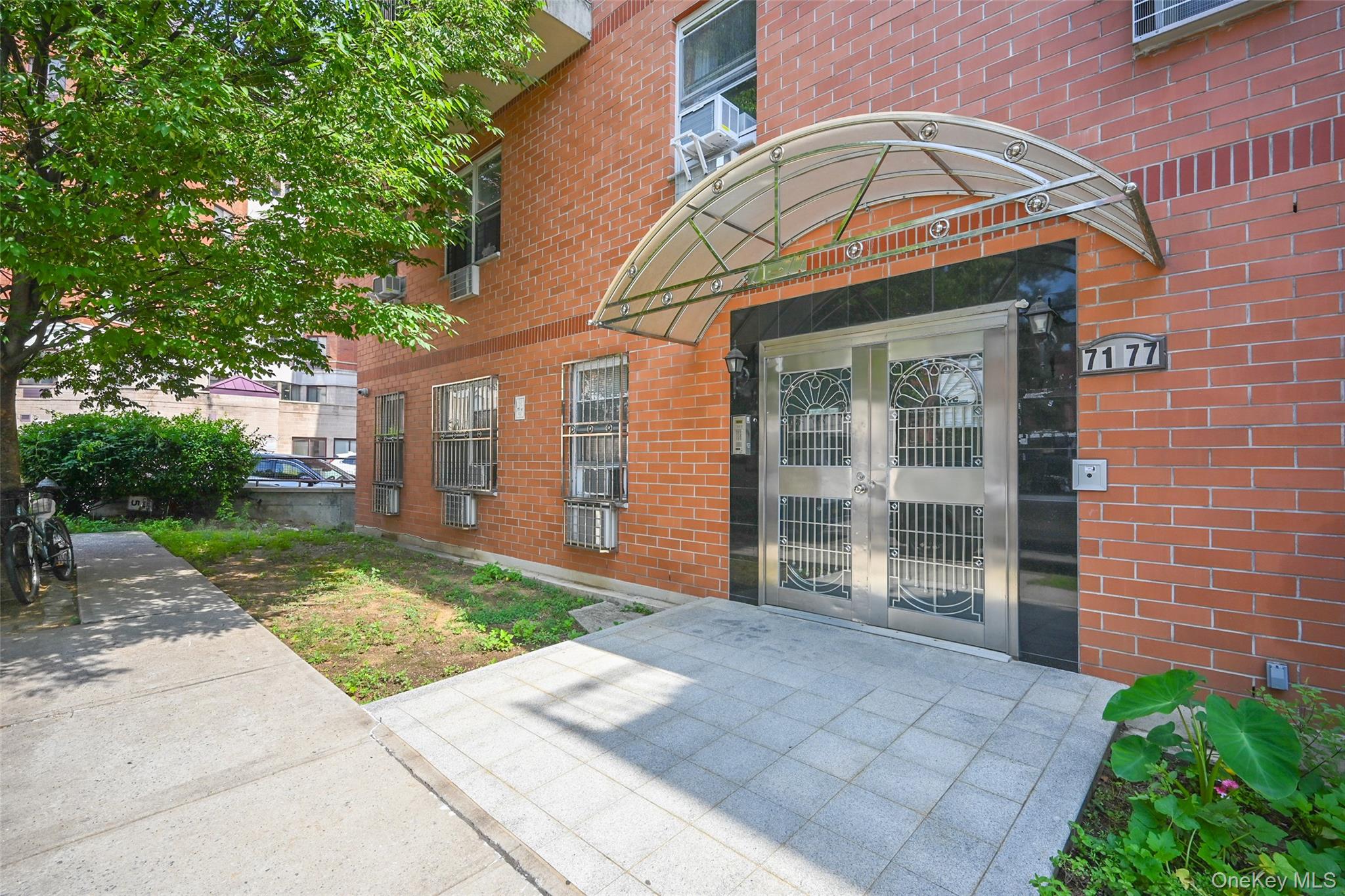 71-77 159th Street, Unit P6 photo 17