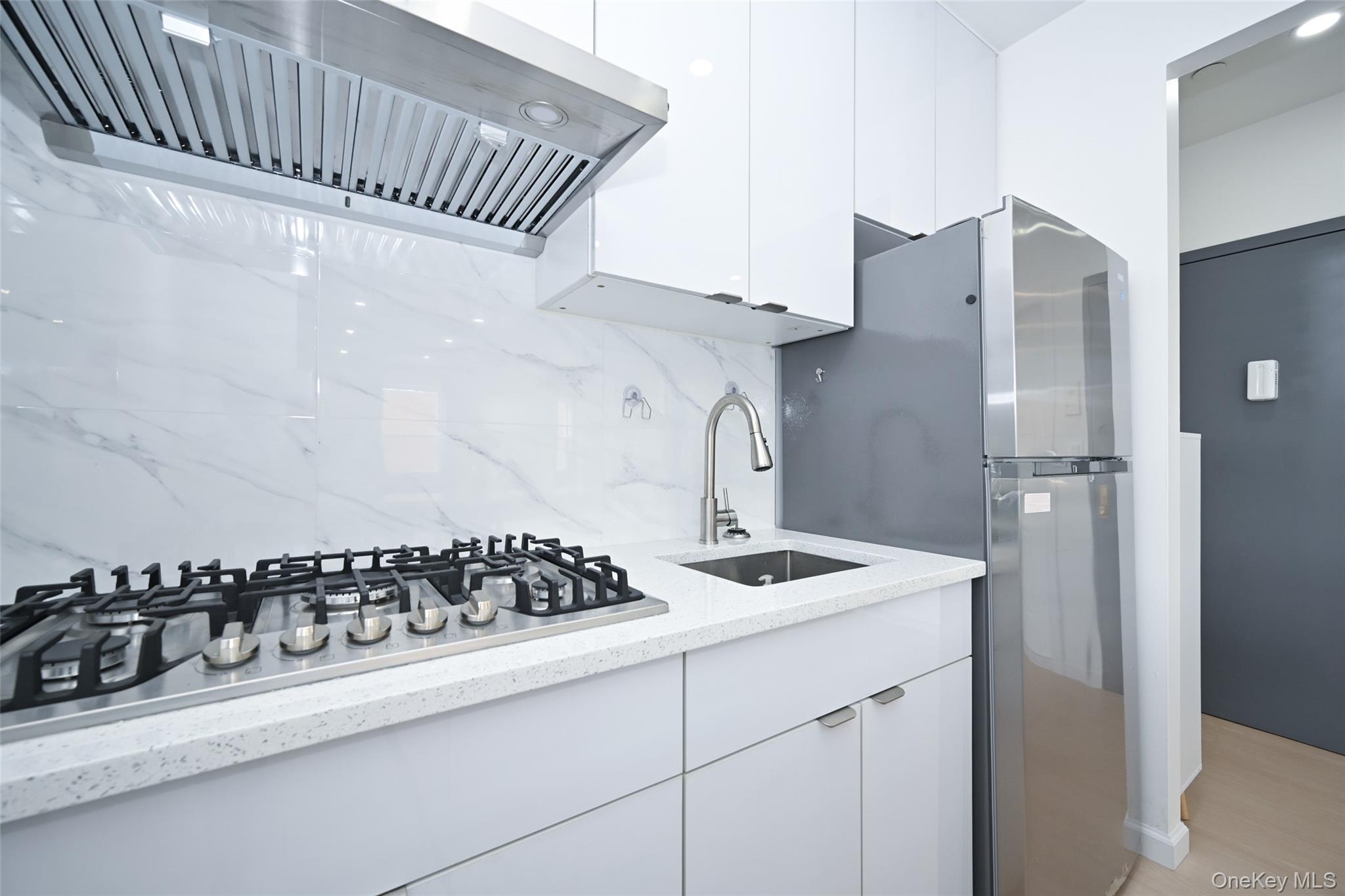 71-77 159th Street, Unit P6 photo 7