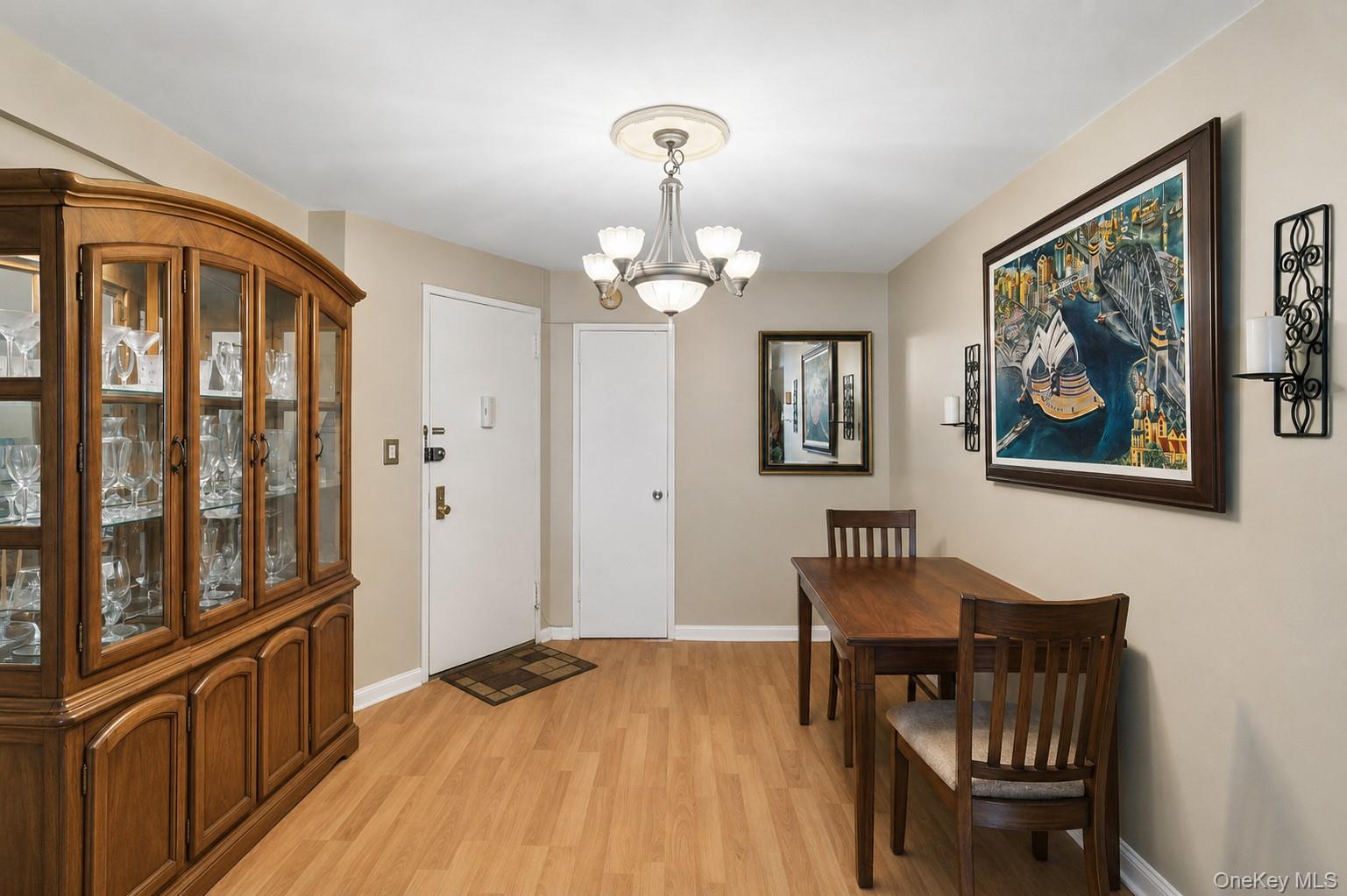 370 W Broadway, Unit 1D photo 4