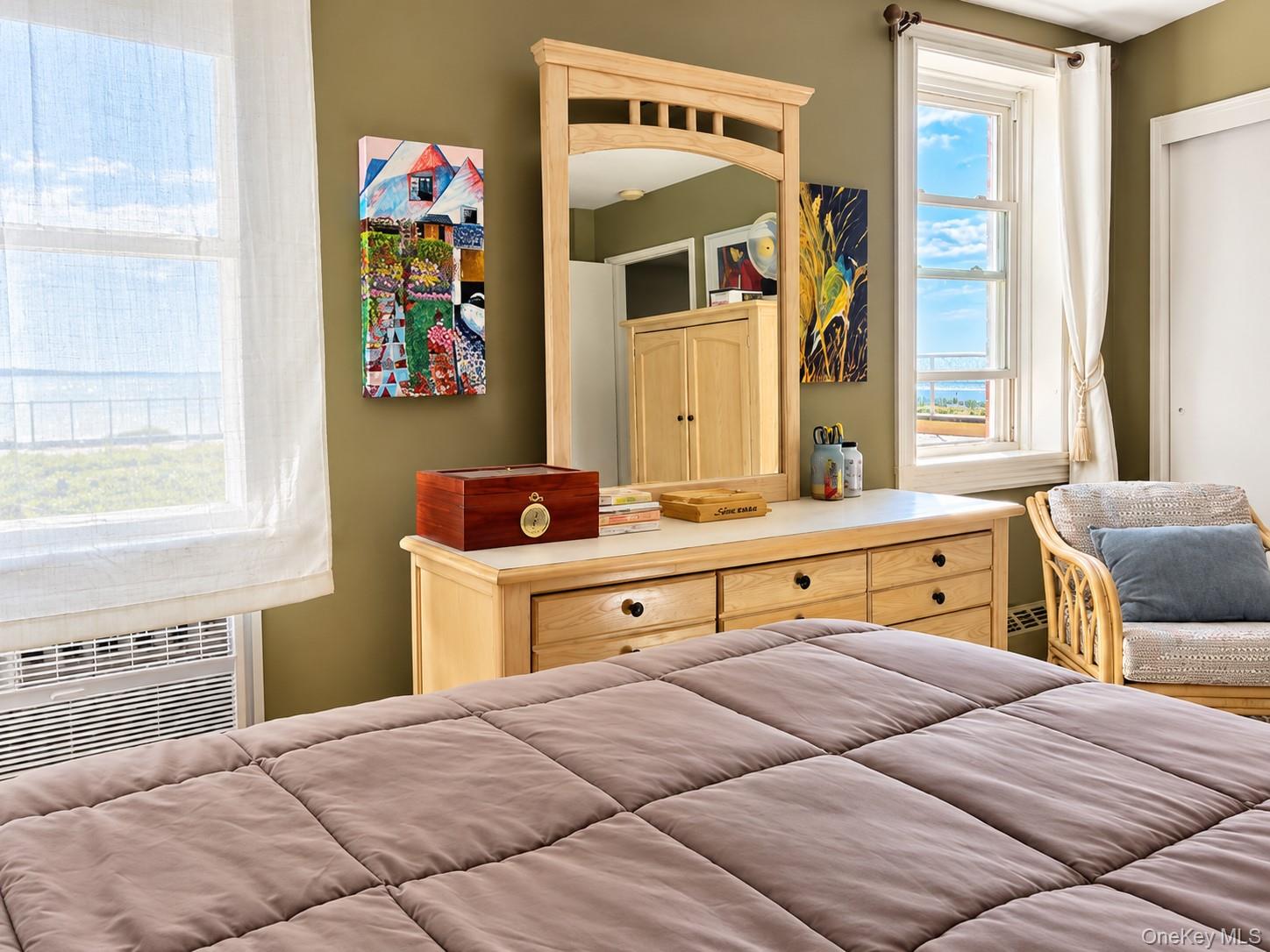 370 W Broadway, Unit 1D photo 3