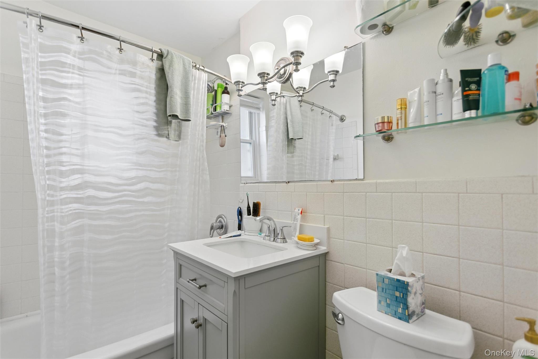 370 W Broadway, Unit 1D photo 16