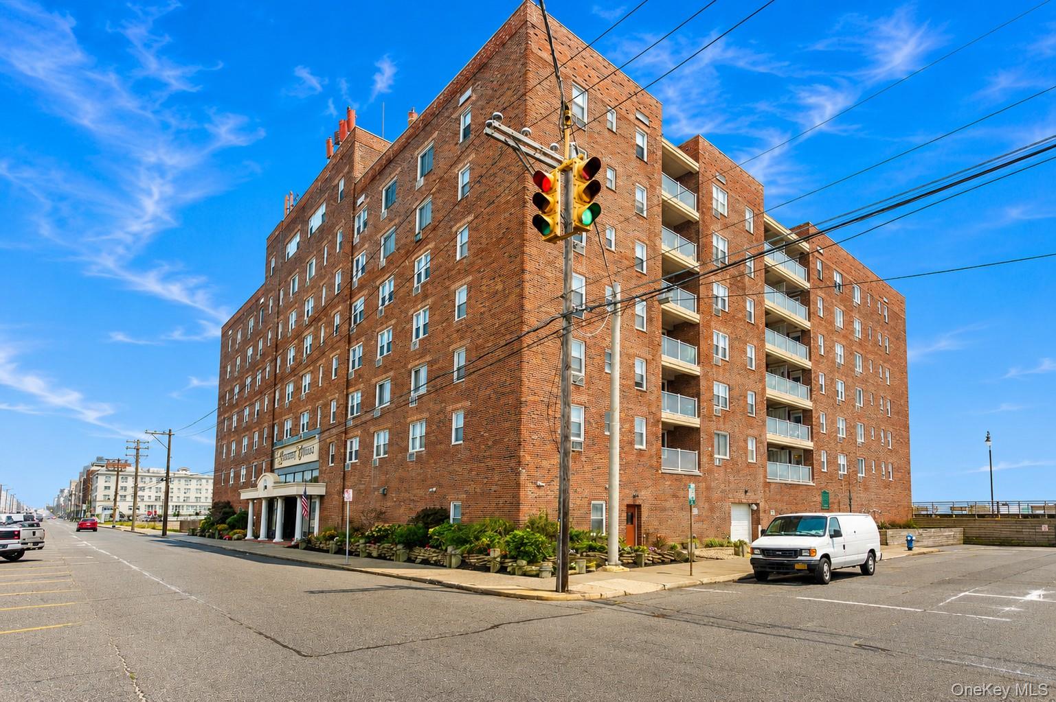 370 W Broadway, Unit 1D photo 27