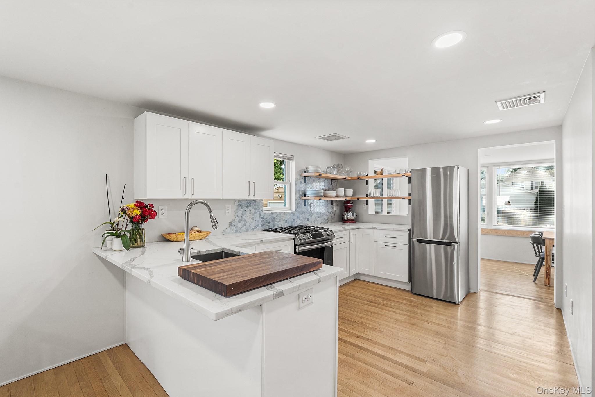 5 W Maple Avenue – For Sale photo 10