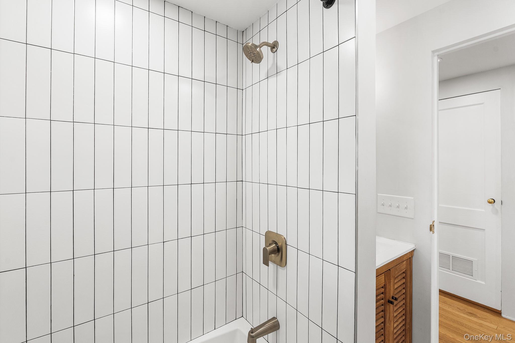 5 W Maple Avenue – For Sale photo 15