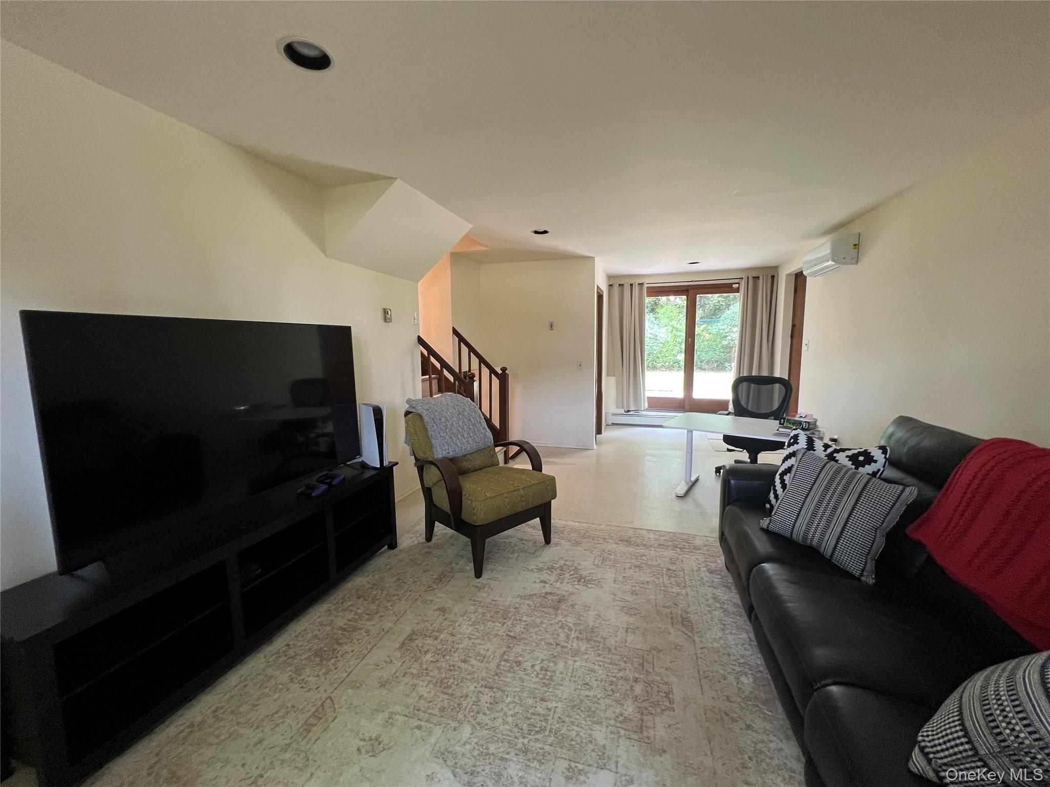 140 Hayes Street – For Rent photo 7