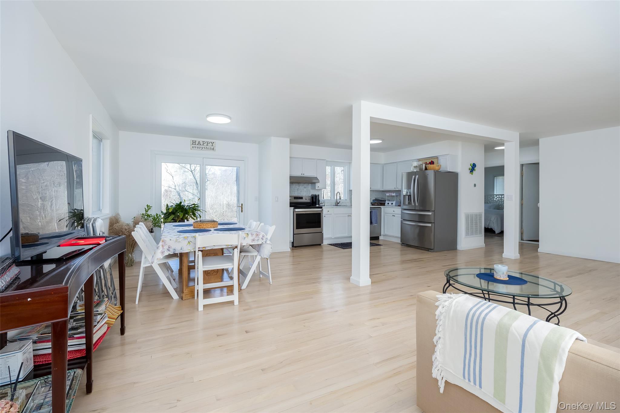 371 S River Road – For Rent photo 9