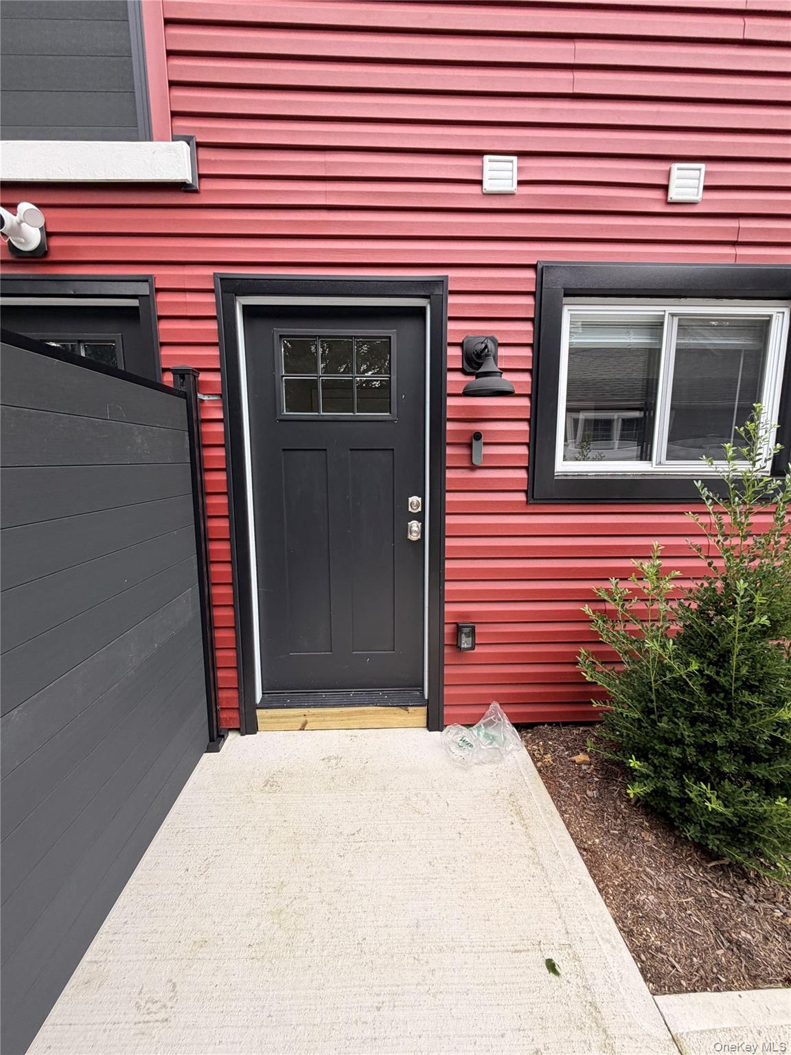 17 Jefferson Avenue – For Rent photo 4