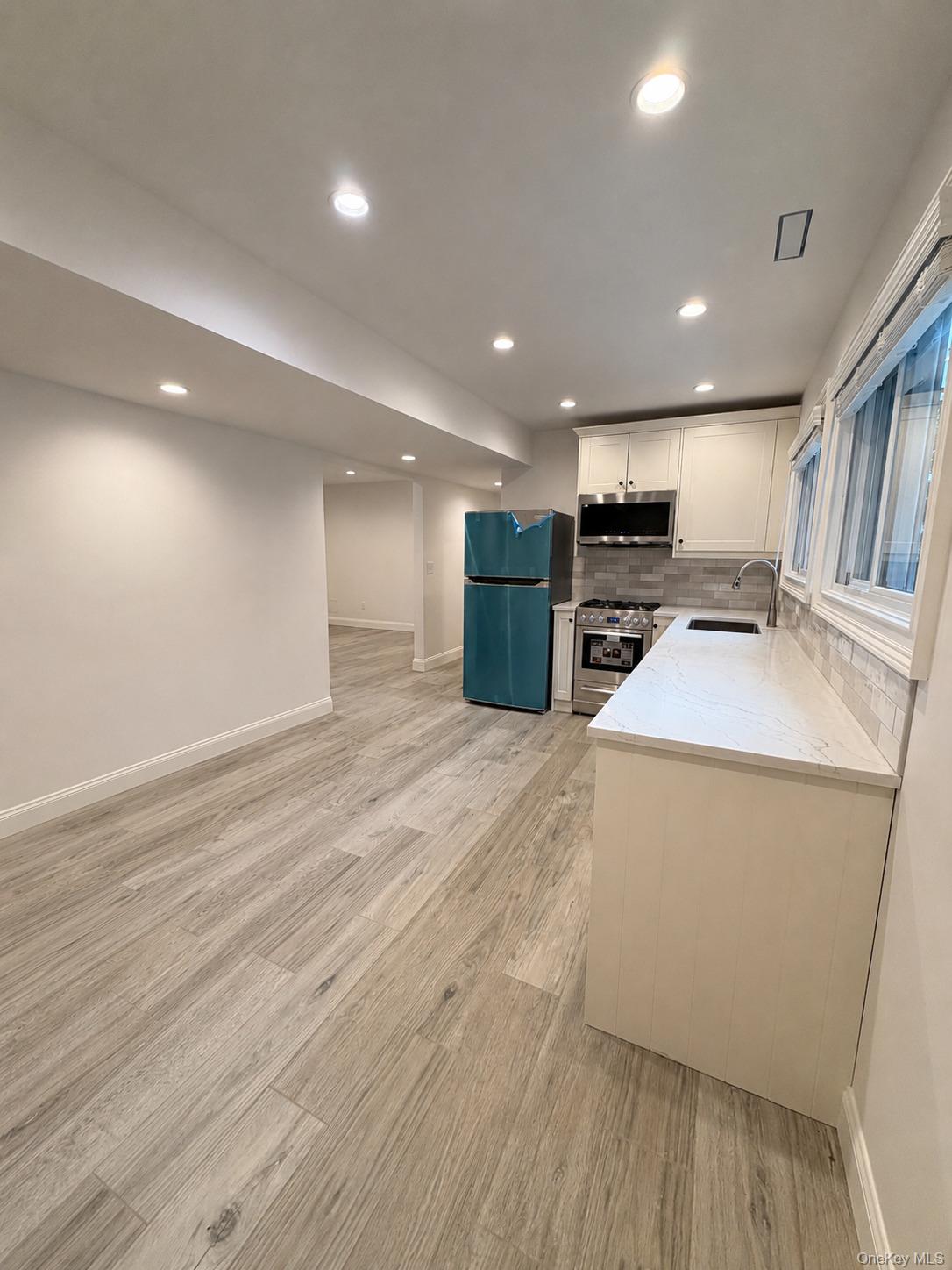 17 Jefferson Avenue – For Rent photo 5